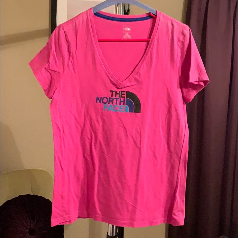 The North Face Vneck T (L) washed but never worn